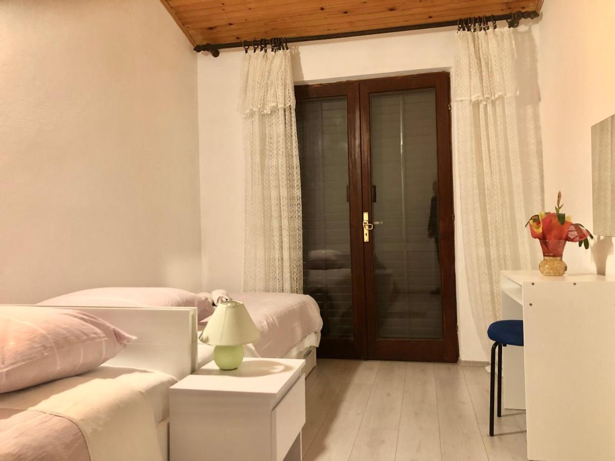 Nar Apartment Mrljane Екстериор снимка
