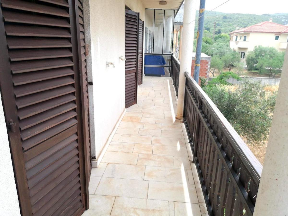 Nar Apartment Mrljane Екстериор снимка